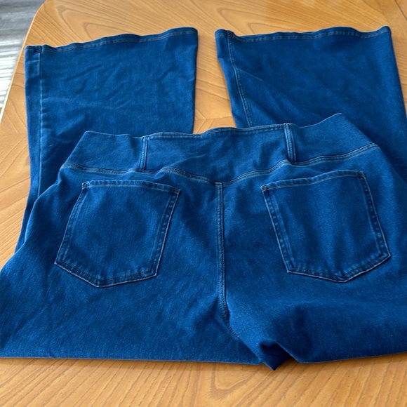 TWO PAIR stretchy Jeans plus - Picture 3 of 4